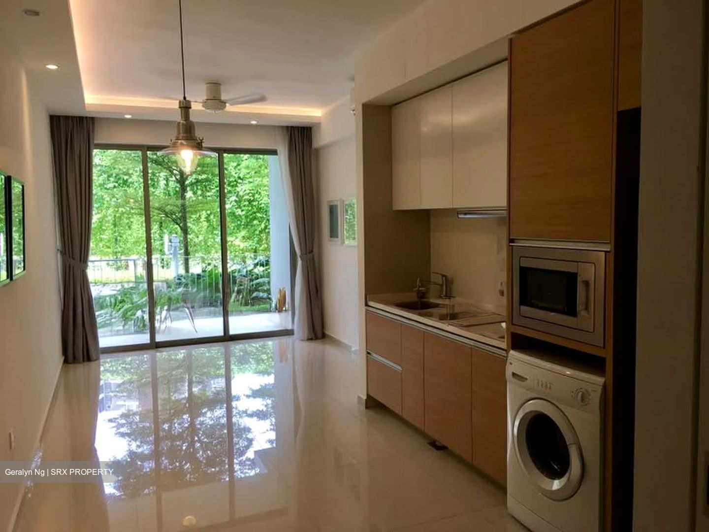 Sea Esta (D18), Condominium #575372481